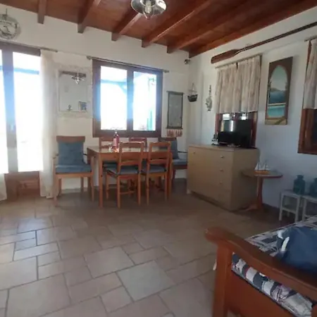 House With View Daire Livadi (Serifos)
